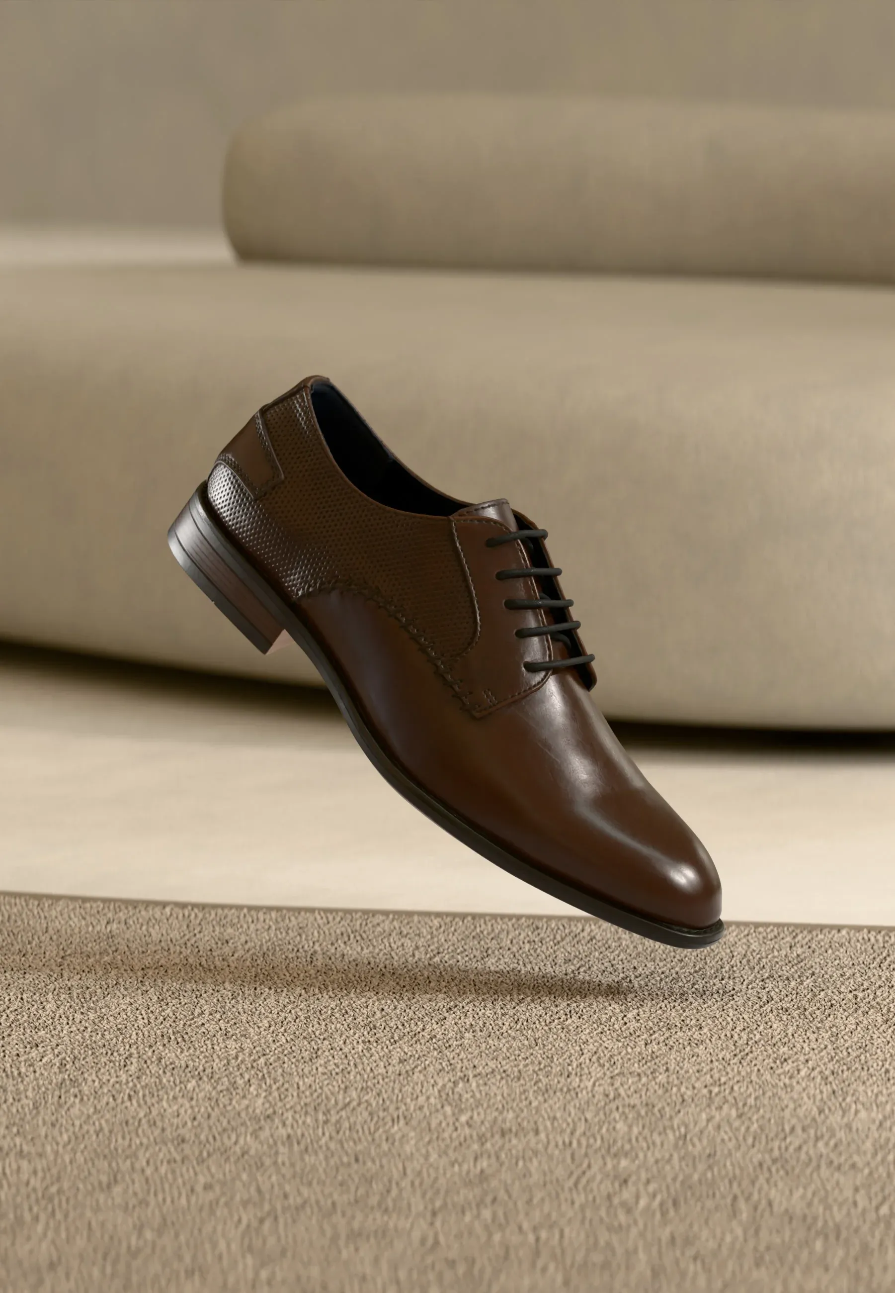 Pier One Chaussures à lacets Élégantes Brun