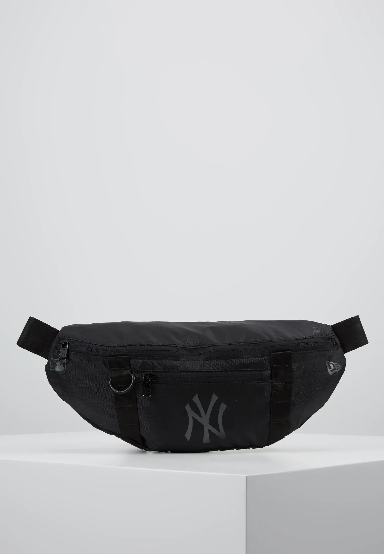 Sac à dos ventre New Era Light Marsupio Noir