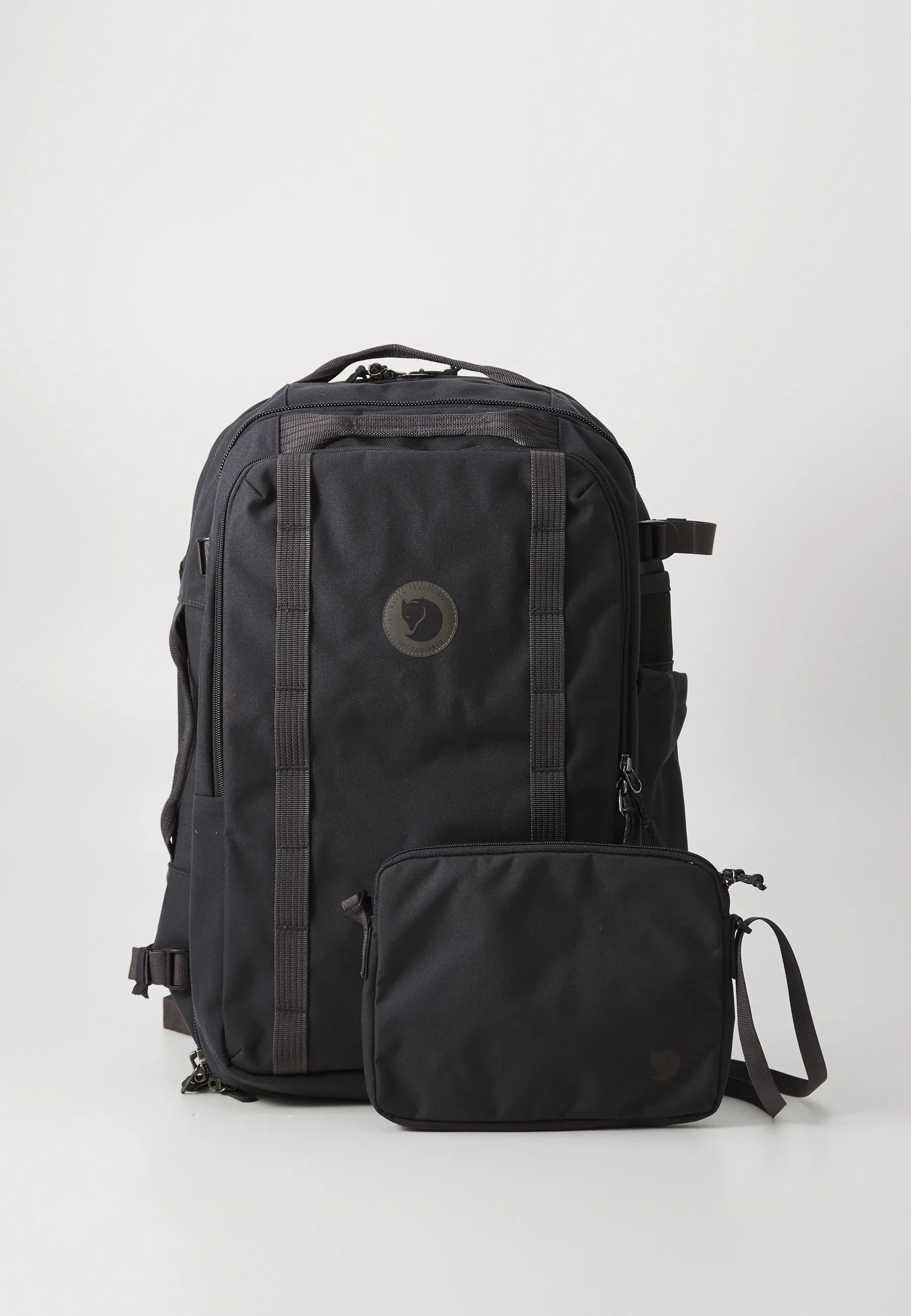 Fjaellraeven Faerden Carry On Pack Unisex Zaino Da Viaggio Noir