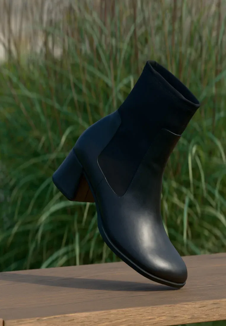 Camper Kora Stivaletti Noir