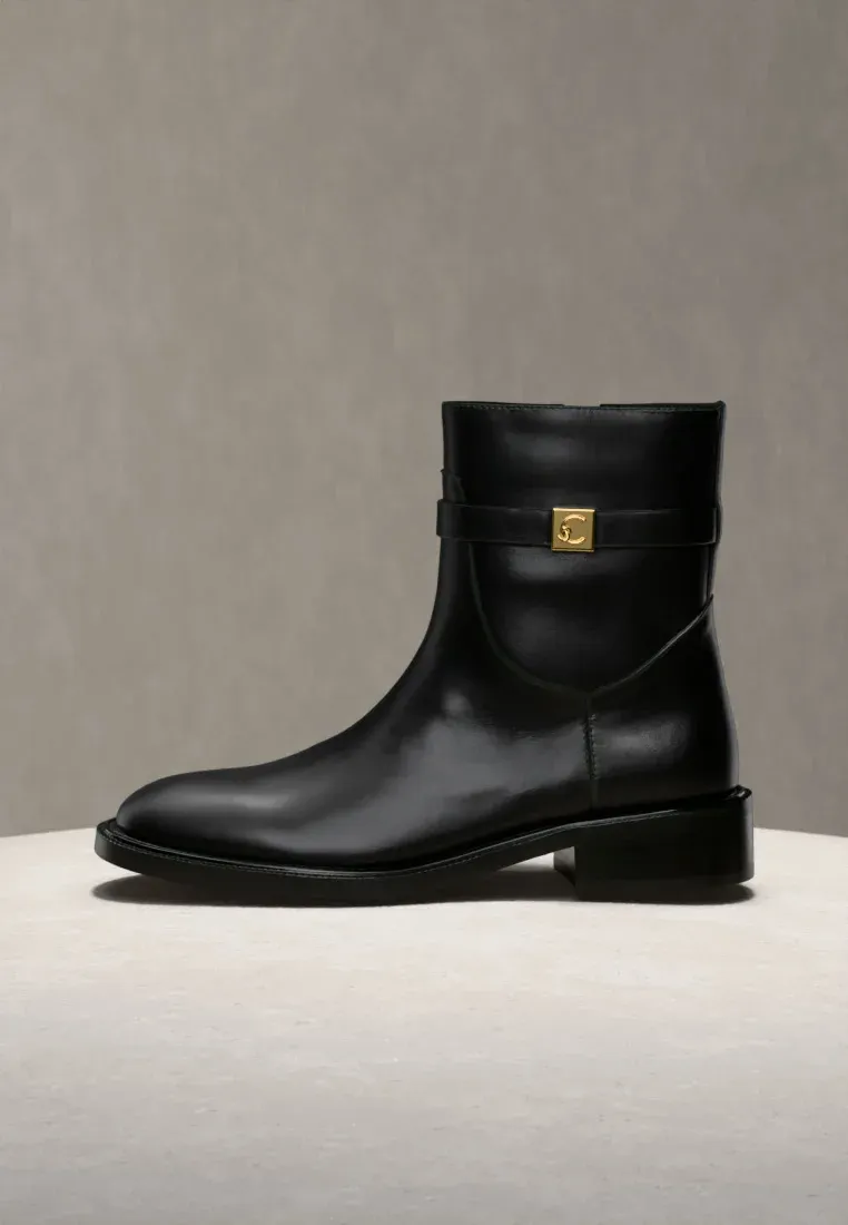 Coccinelle Bottes noires