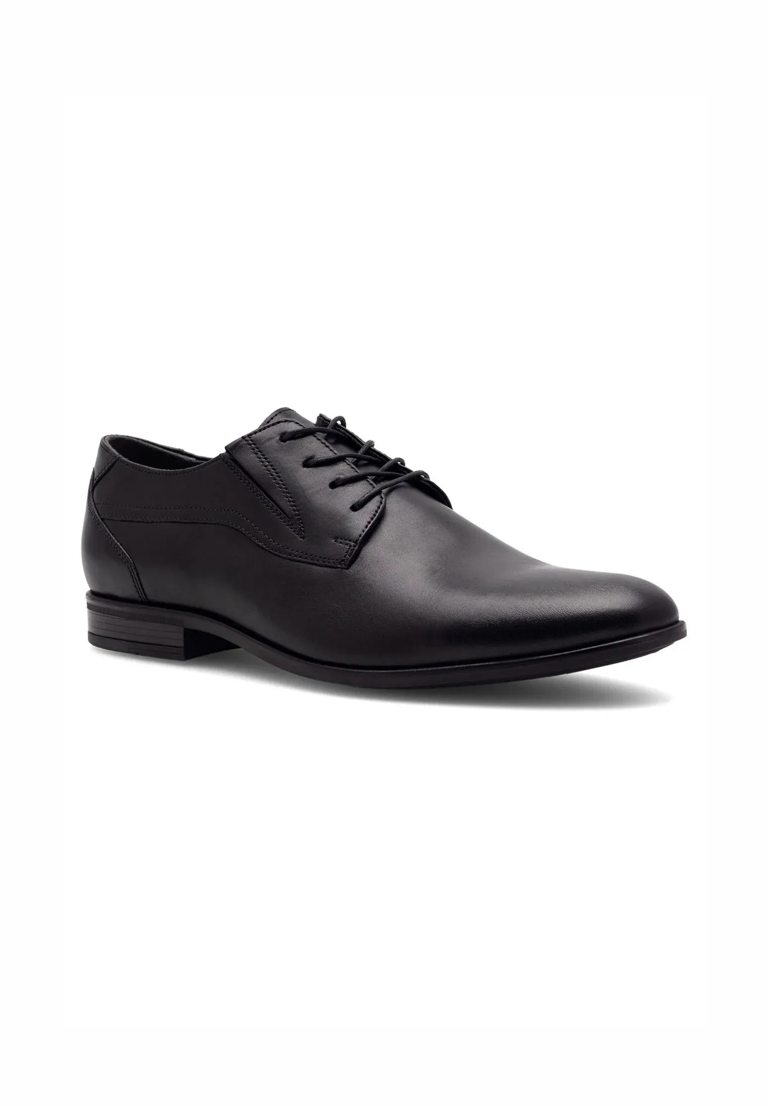 Lasocki Chaussures basses homme Lasocki noires 5907964500452 à lacets noires
