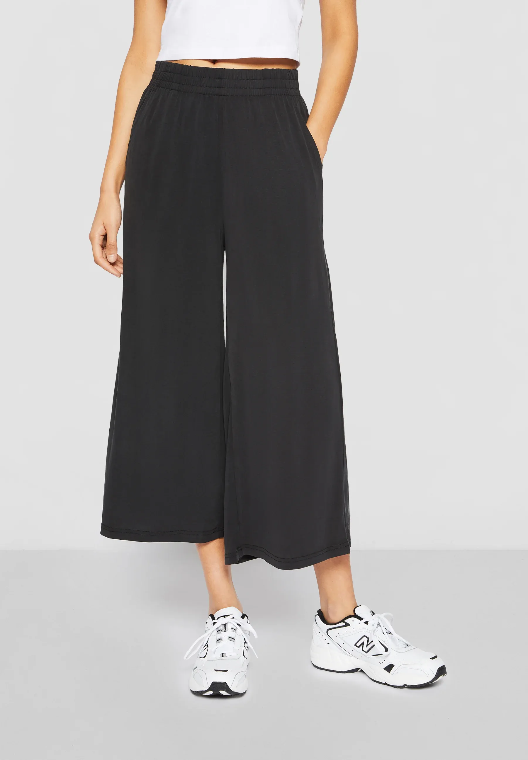 Urban Classics Culotte Femme Pantaloni Noir