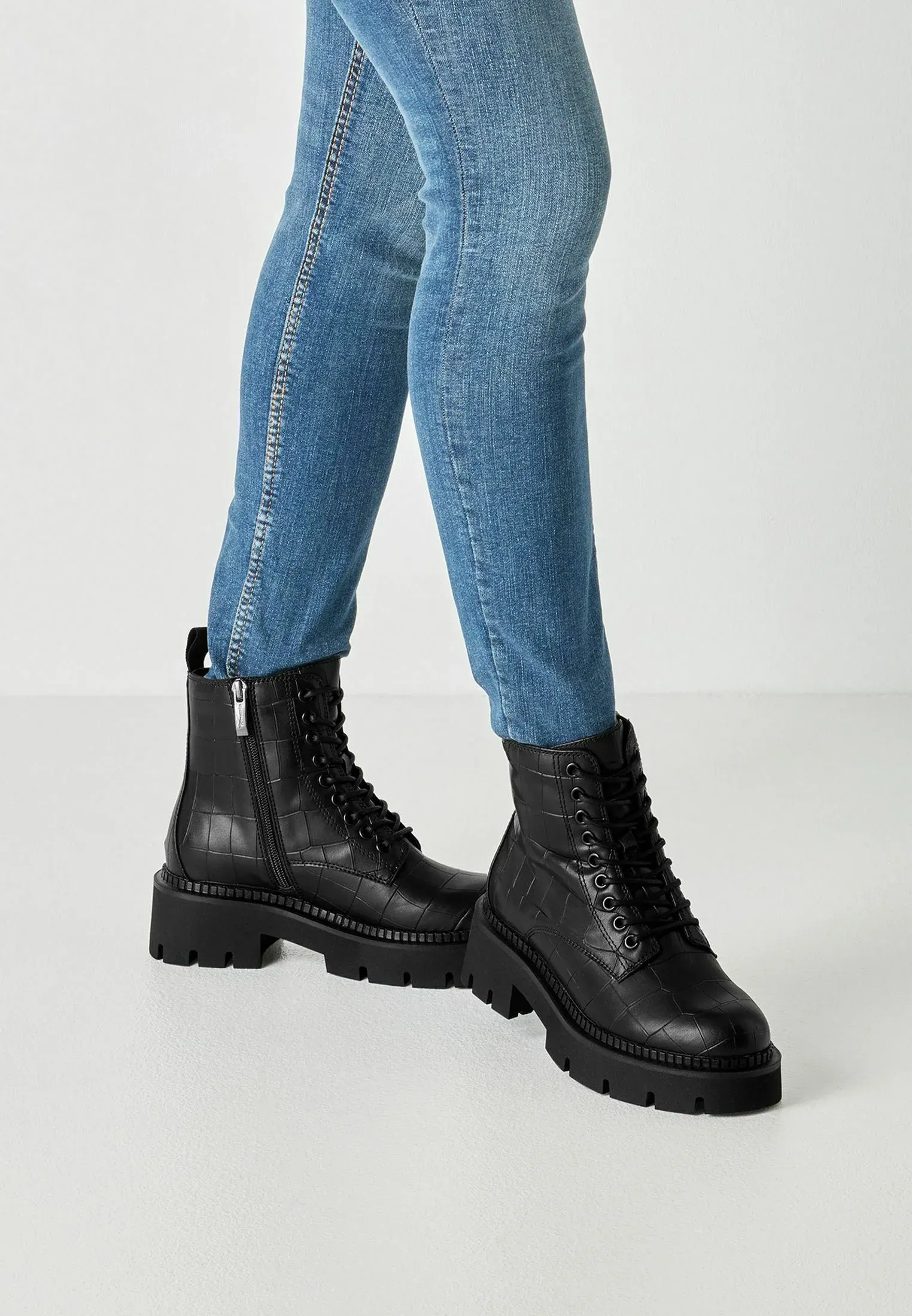 Tamaris Stiefelette Stivaletti Stringati Noir Croco