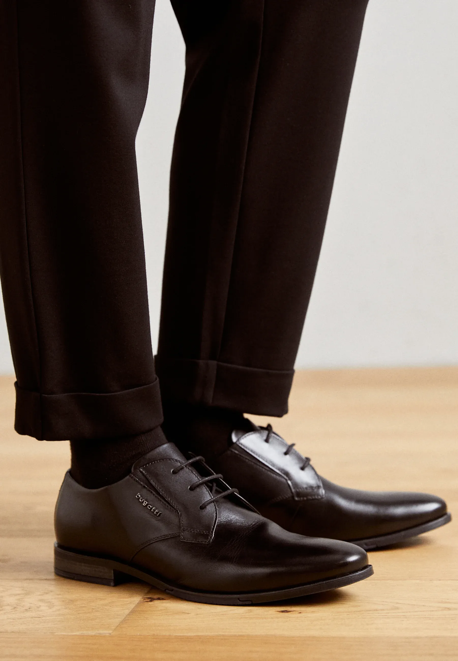 Bugatti Gapo Chaussures Élégantes Noires