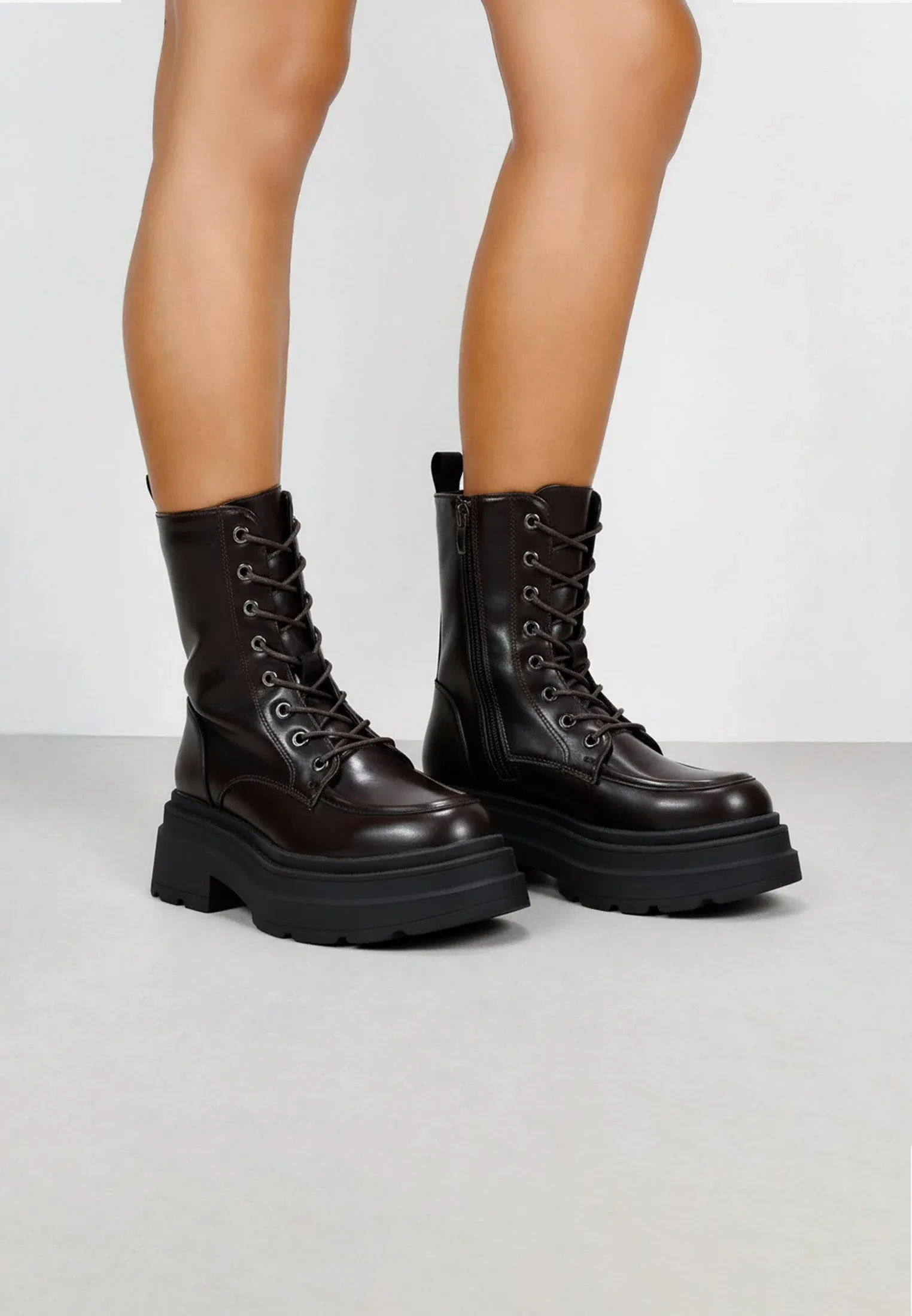 Bosanova Bottes à lacets Bordeaux