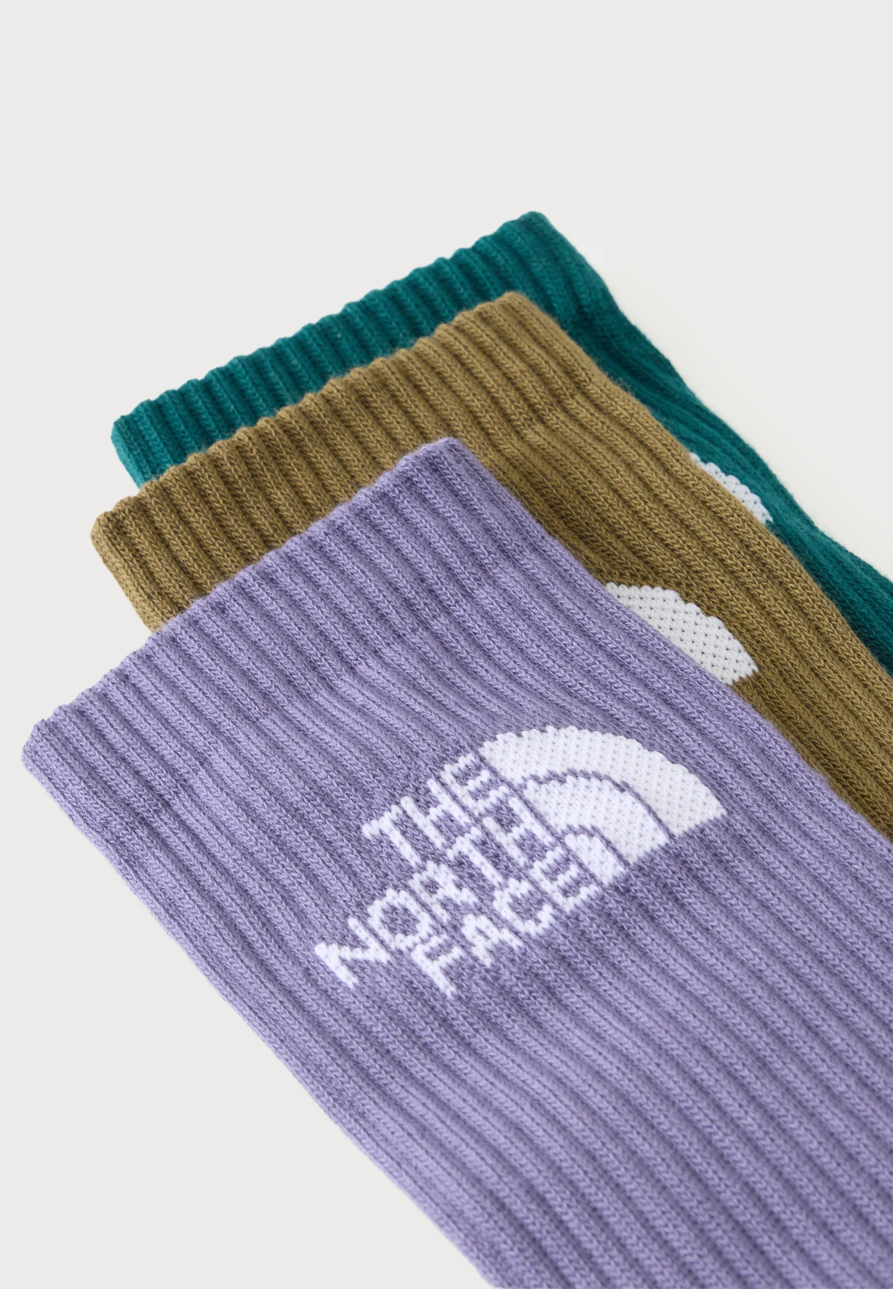 Les chaussettes sportives The North Face Multi Cush Crew Unisexe 3 pièces - Plum foncé / Graines de carvi / Bleu pacifique