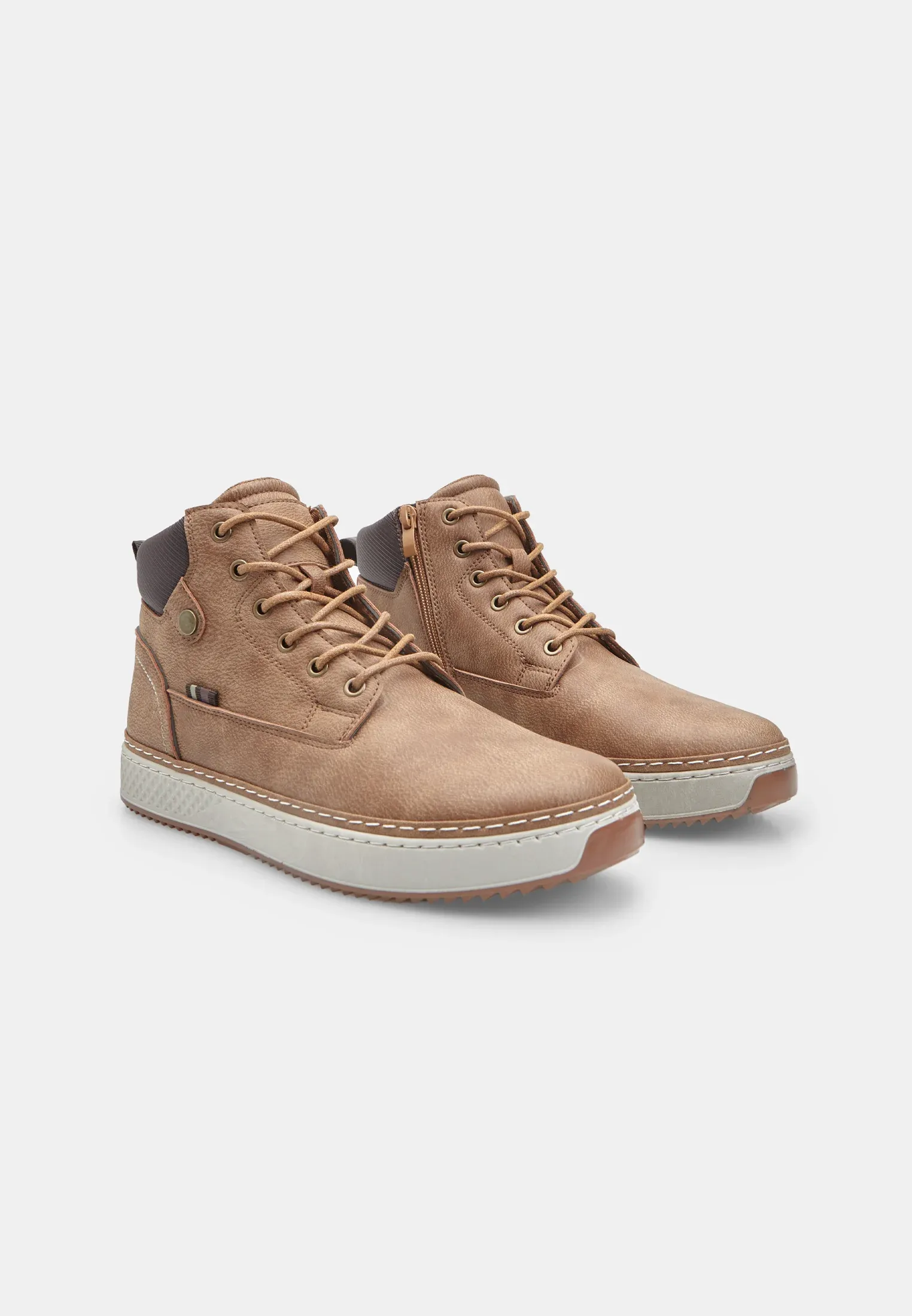 Bata Bottes à lacets Taupe