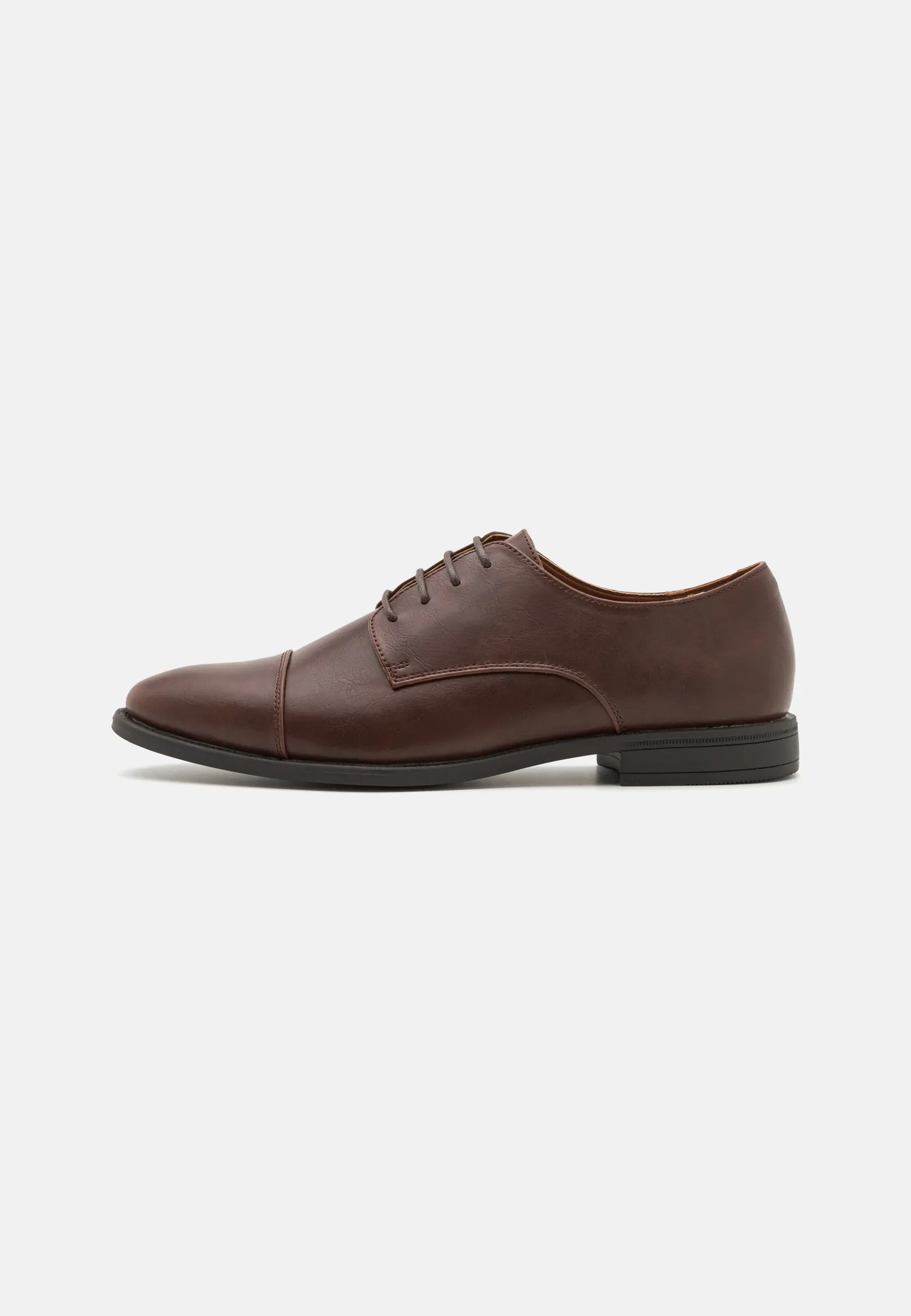 Pier One Stringate Brown