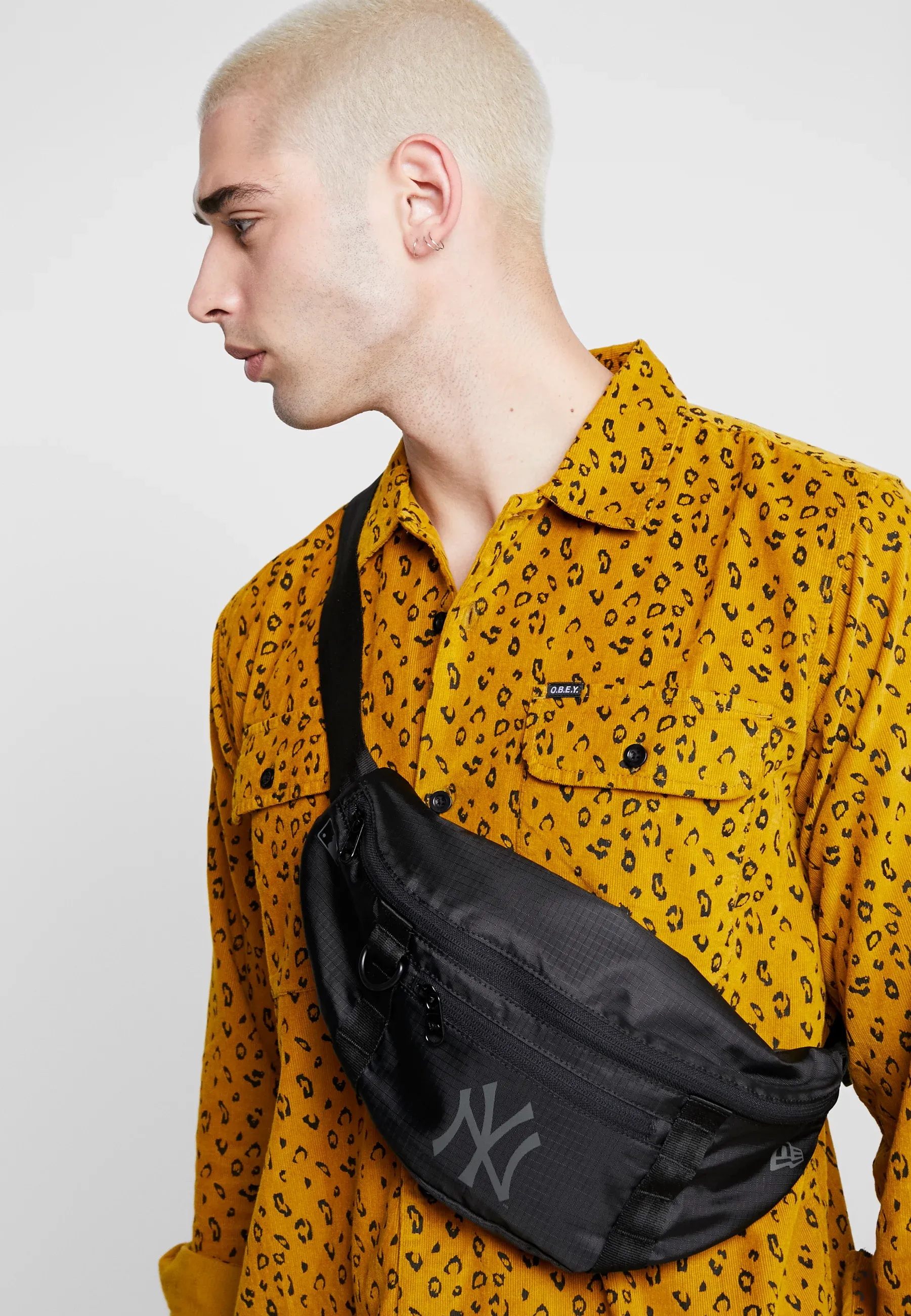 Sac à dos ventre New Era Light Marsupio Noir