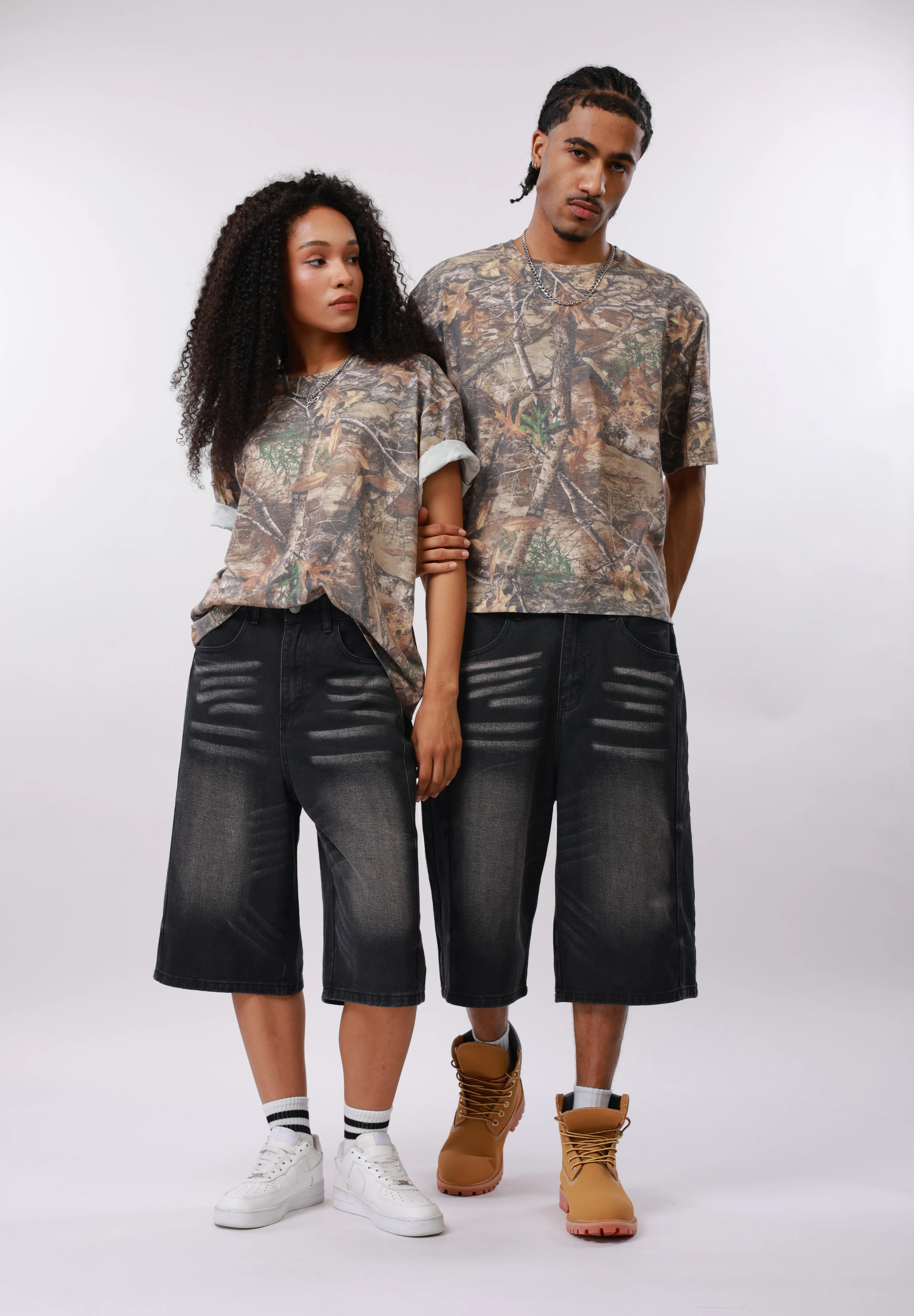 Shorts unisexe Yourturn en denim noir