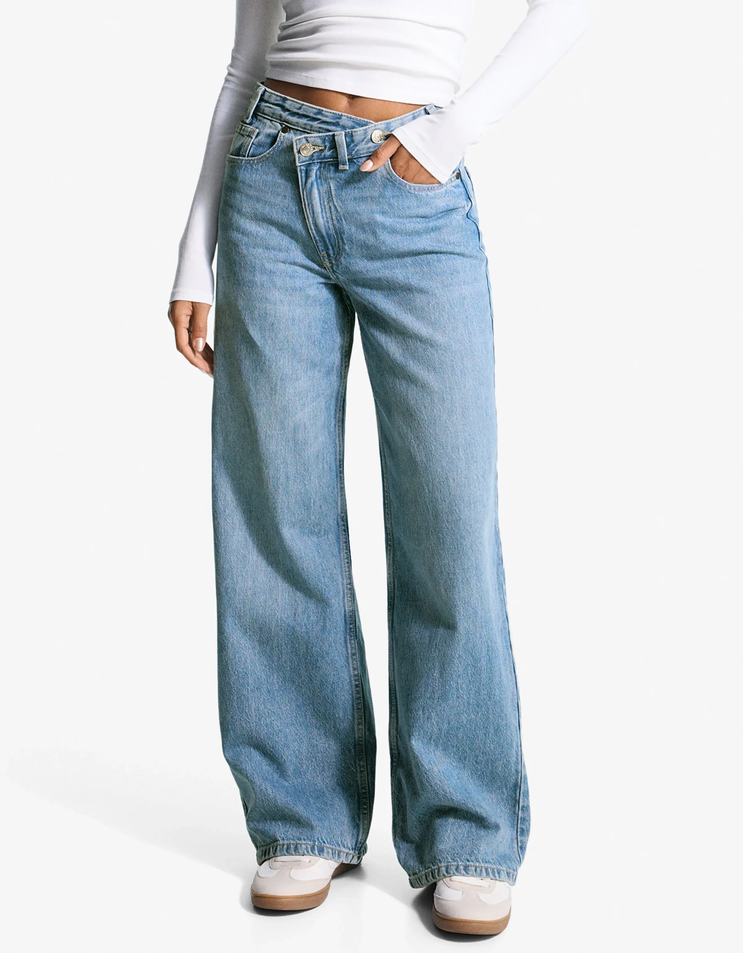 Sac Bershka Jeans à Jambes Large Bleu Clair Denim