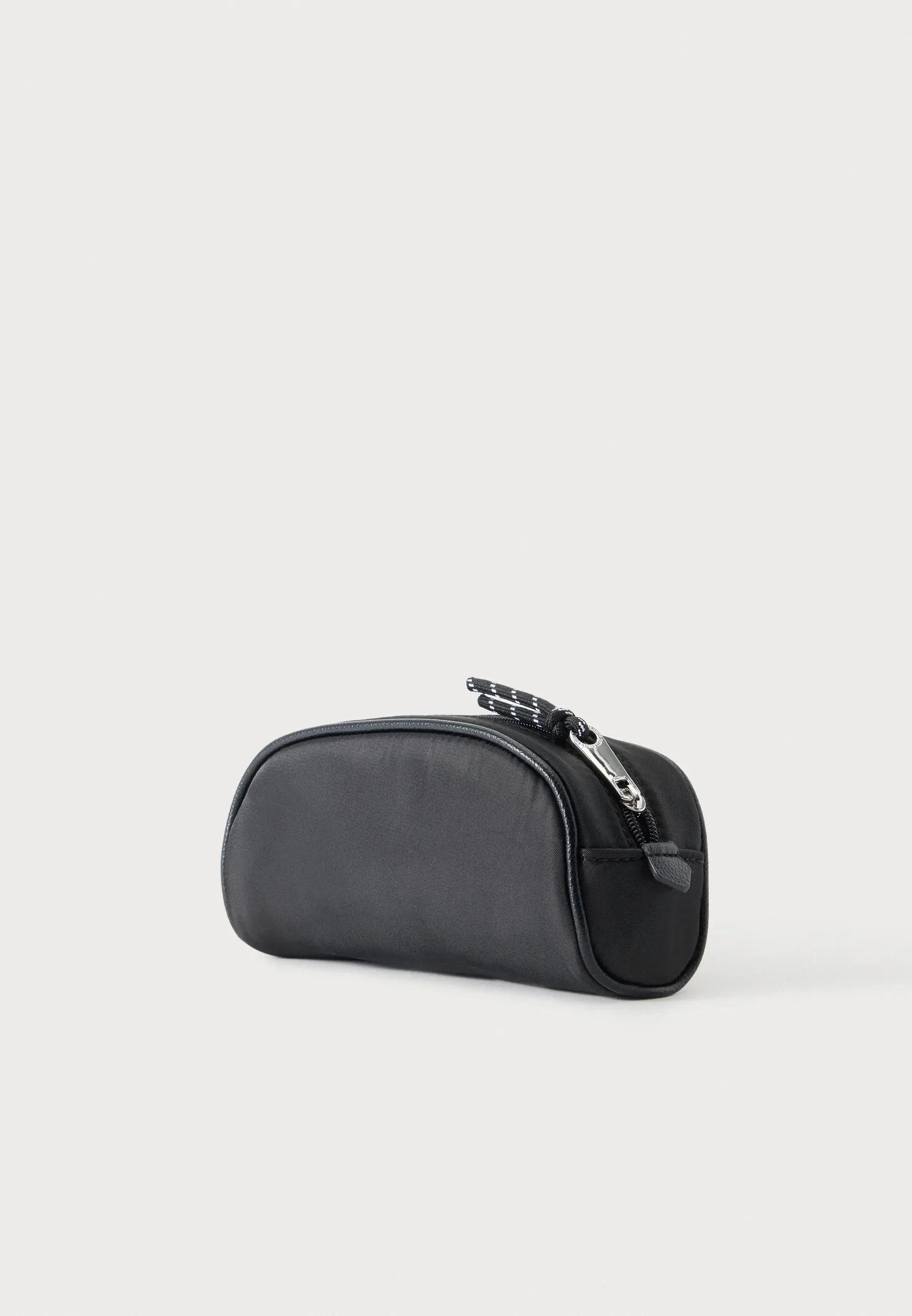 Guess Pochette à crayons unisexe - Pochette de beauté - noir jet