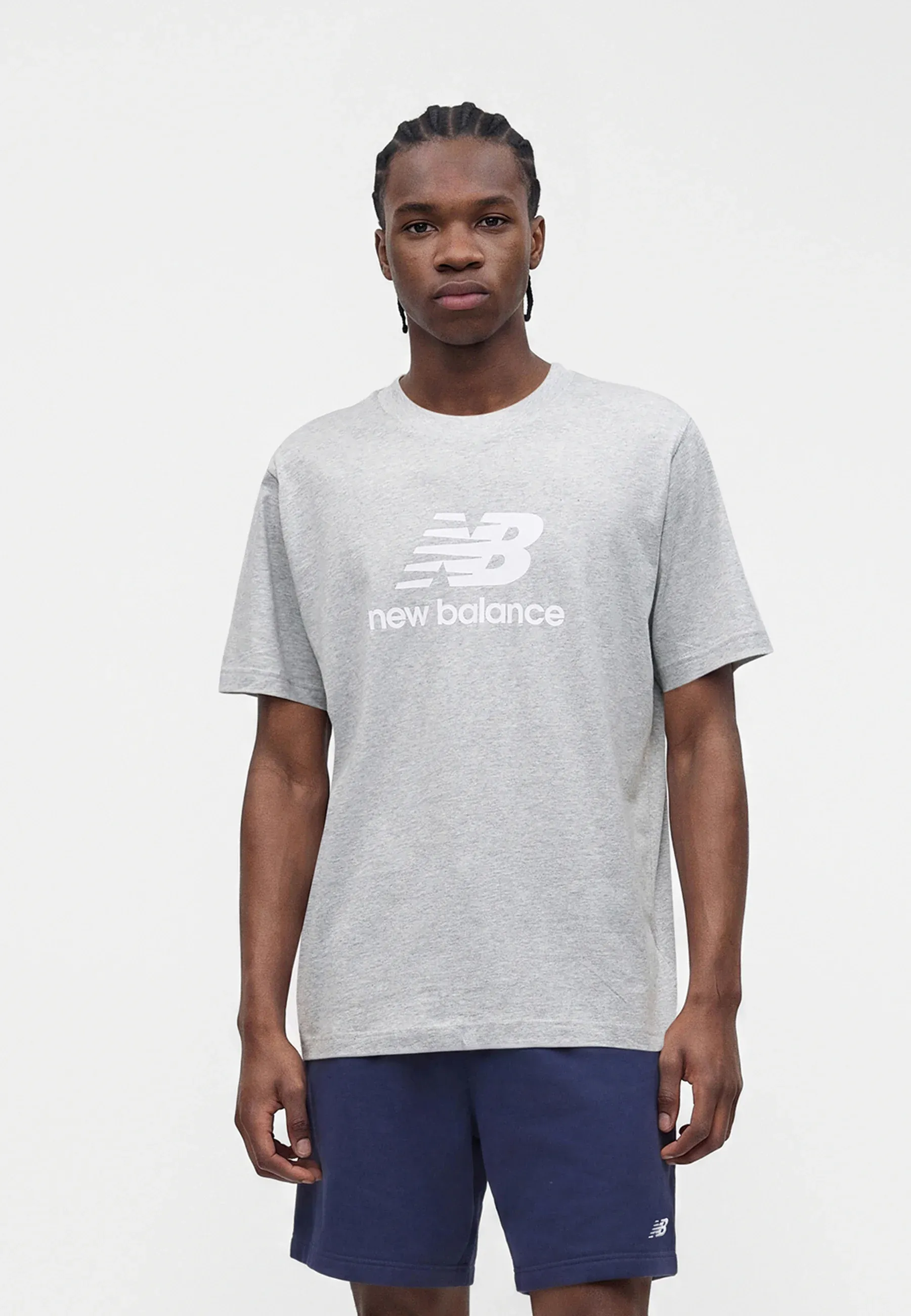 T-shirt New Balance Sport Essentials Logo Empilé avec Imprimé Gris Athlétique