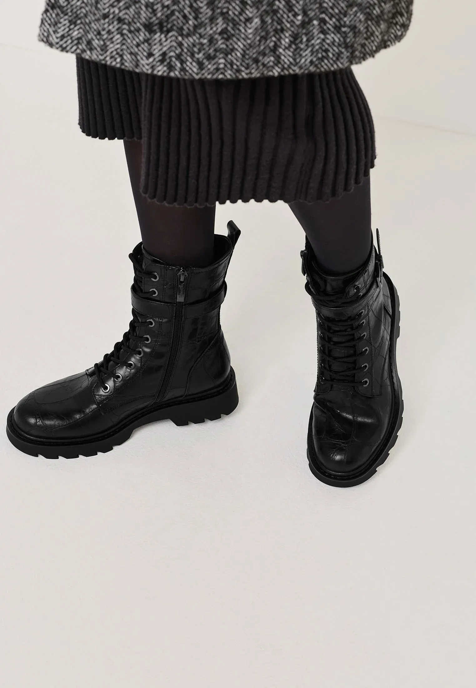 Tamaris Stiefelette Stivaletti Stringati Noir Croco