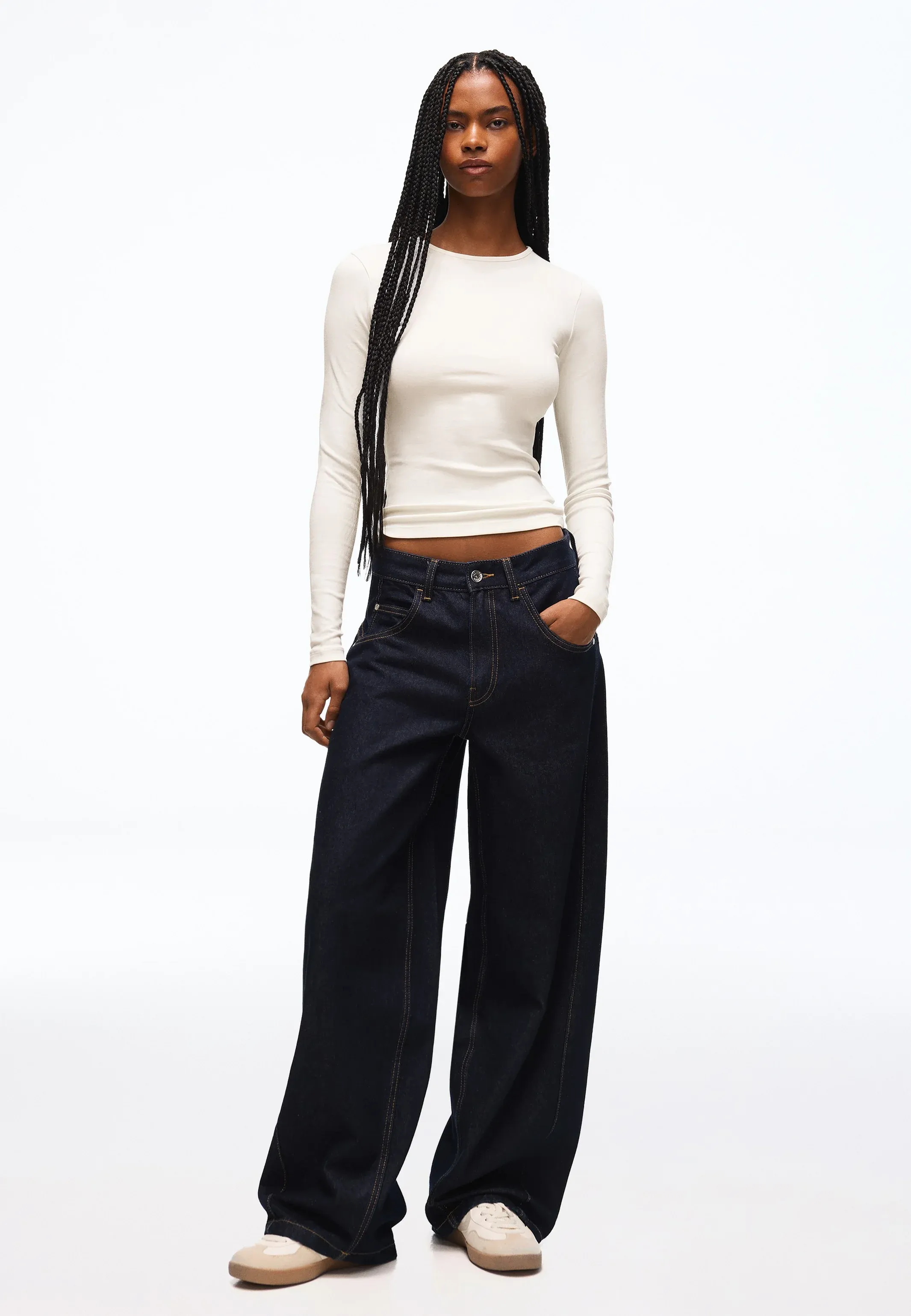 Bershka T-shirt à manches longues col rond Maglietta a manica lunga bianco