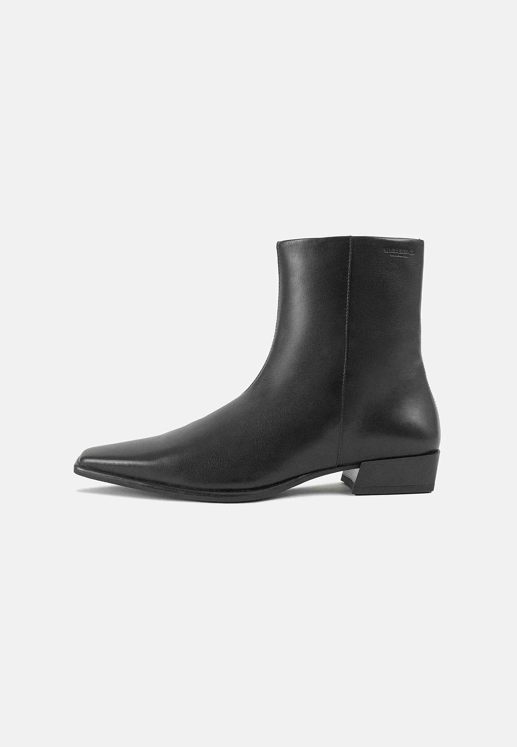 Vagabond Nella Bottes Noires