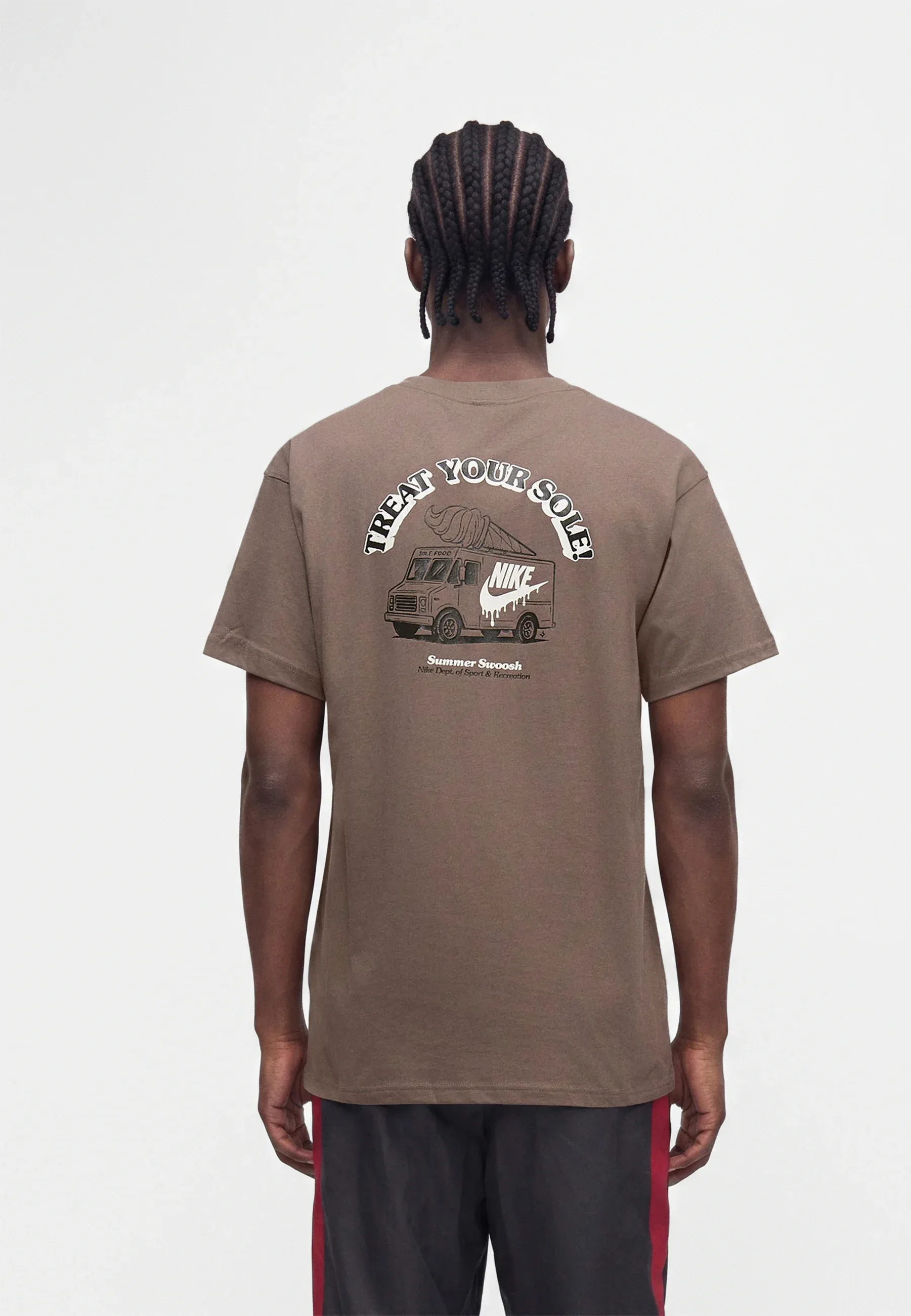 T-shirt Nike Sportswear Unisexe avec imprimé Mink Brown
