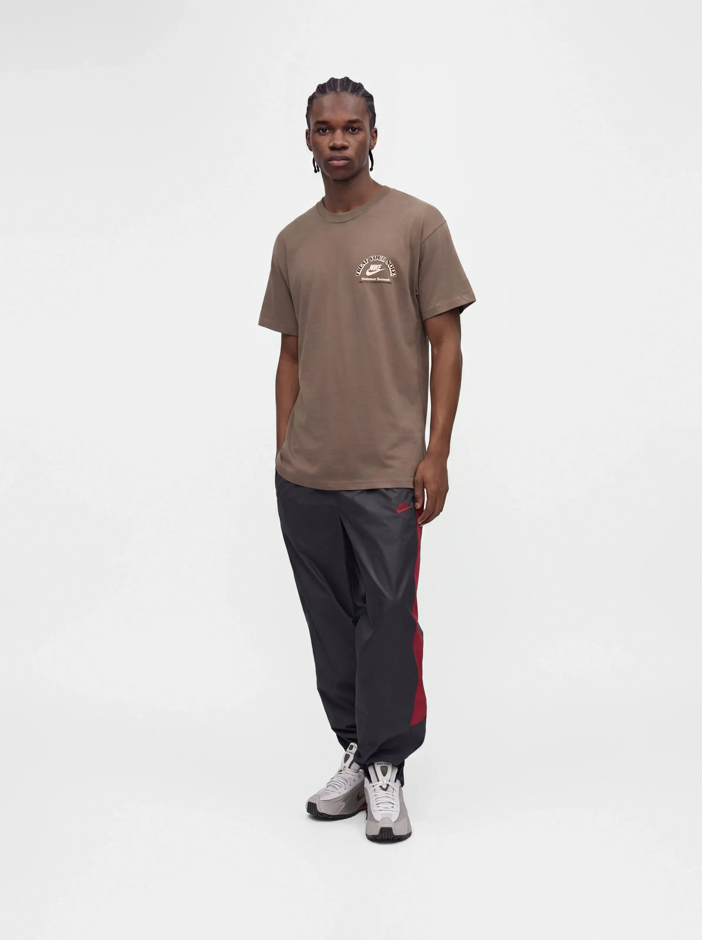 T-shirt Nike Sportswear Unisexe avec imprimé Mink Brown