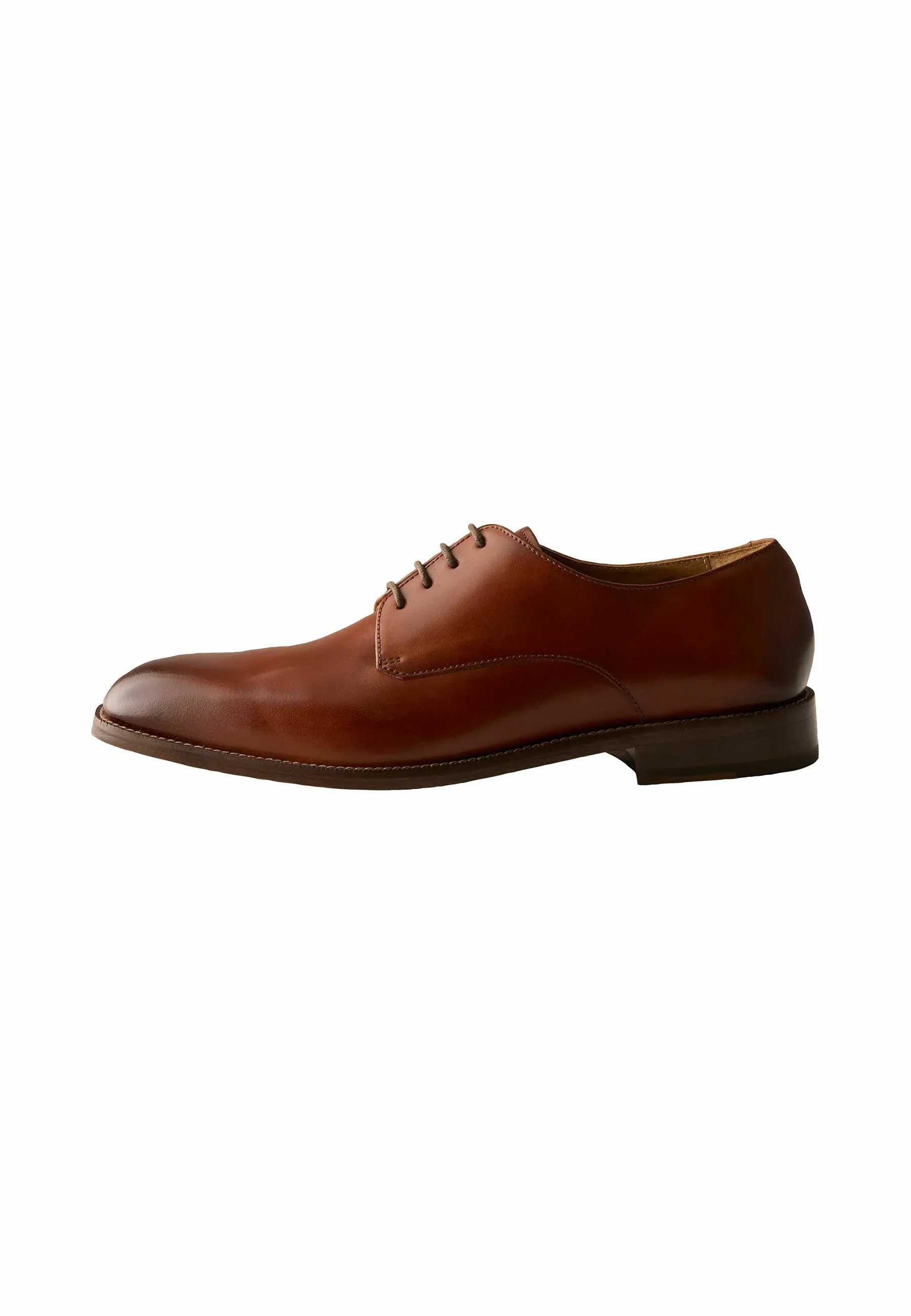 Next Chaussures Derby à Semelle en Cuir Signature Coupe Régulière Lacets Taupe Brun