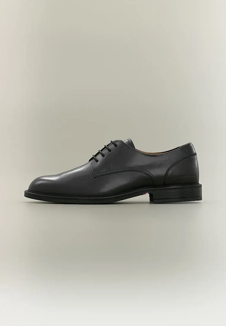 Tommy Hilfiger Chaussures sans lacets élégantes Corporate Noir