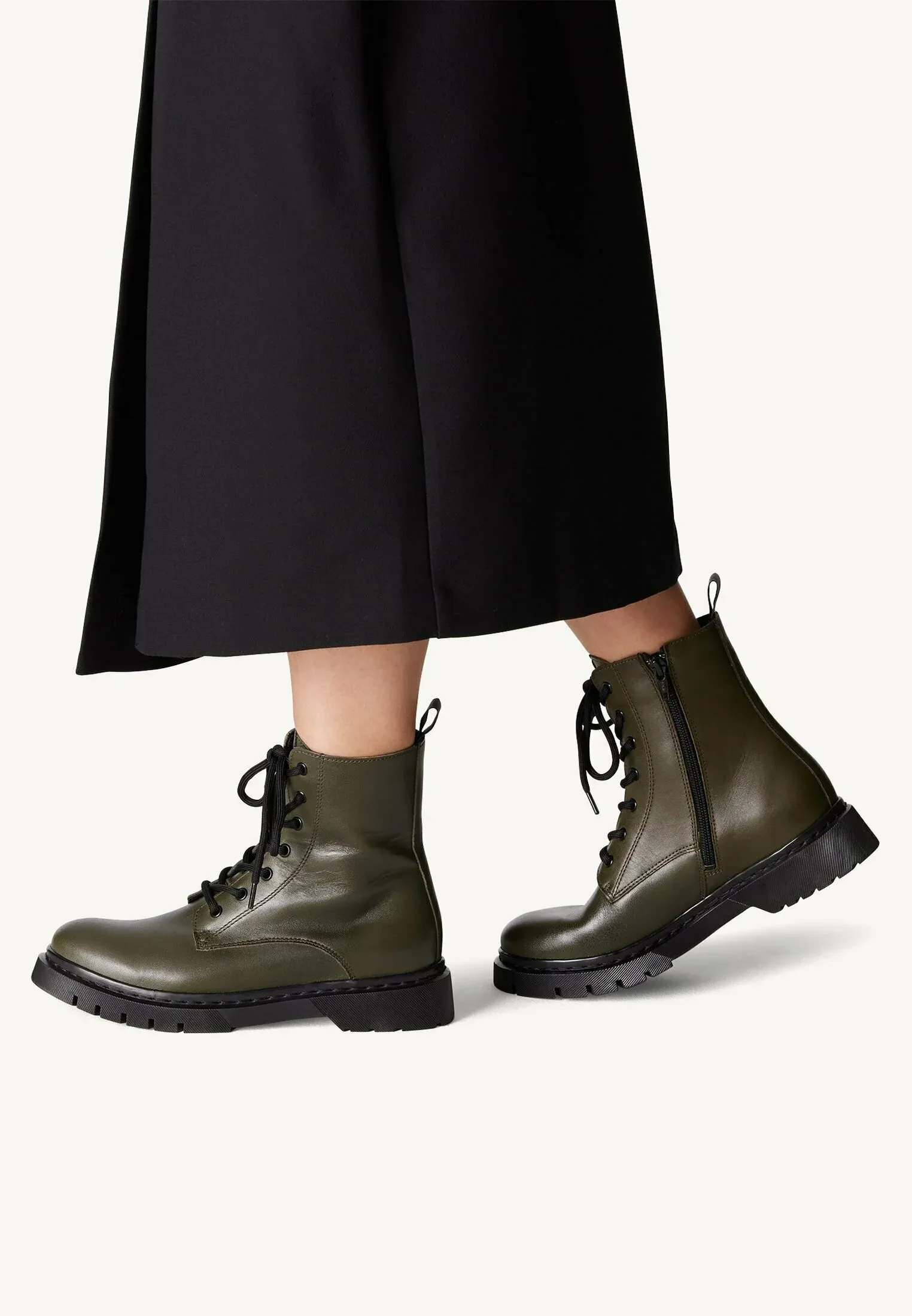 Tamaris Stivaletti Stringati Olive