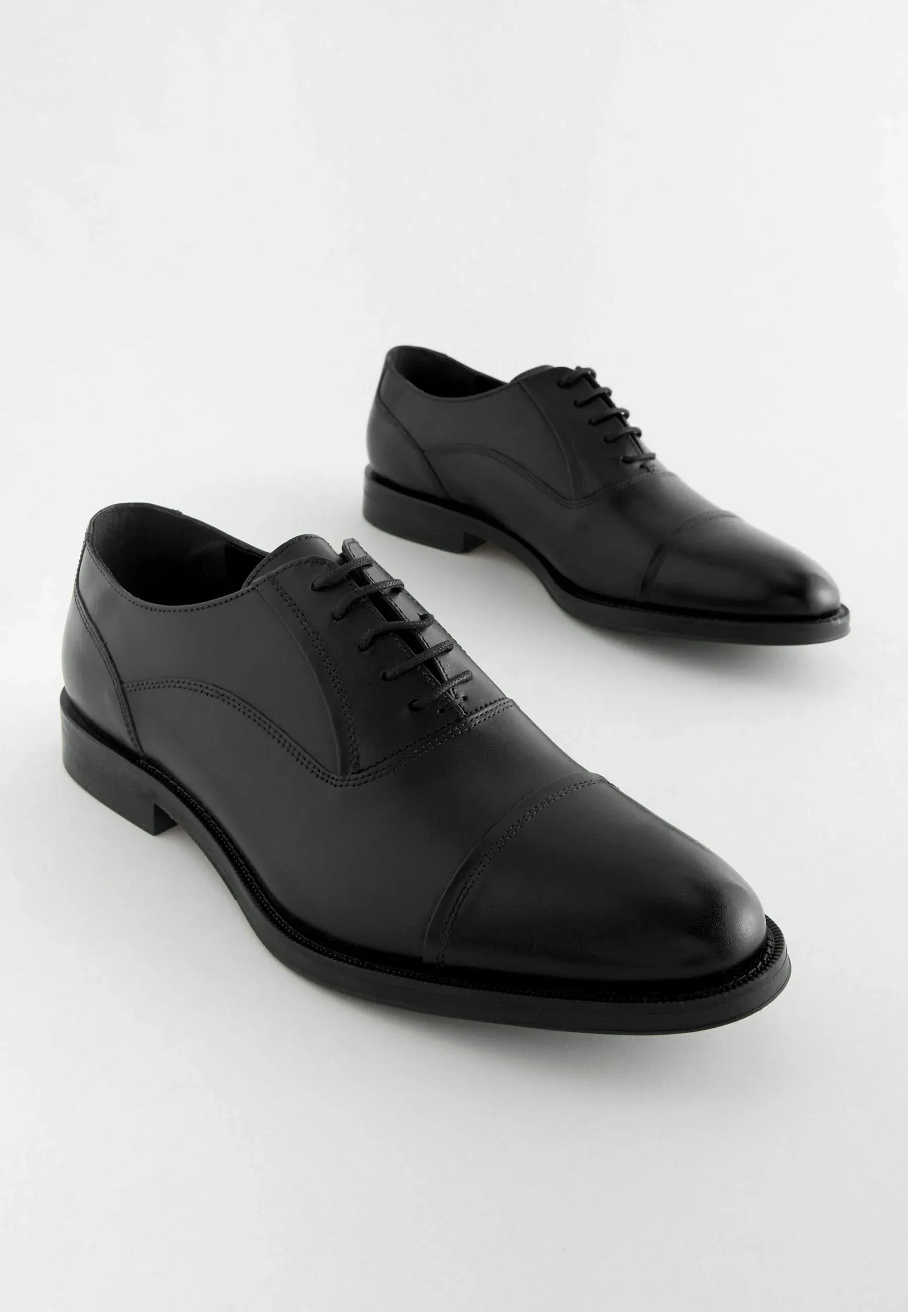 Next Stringate Noires