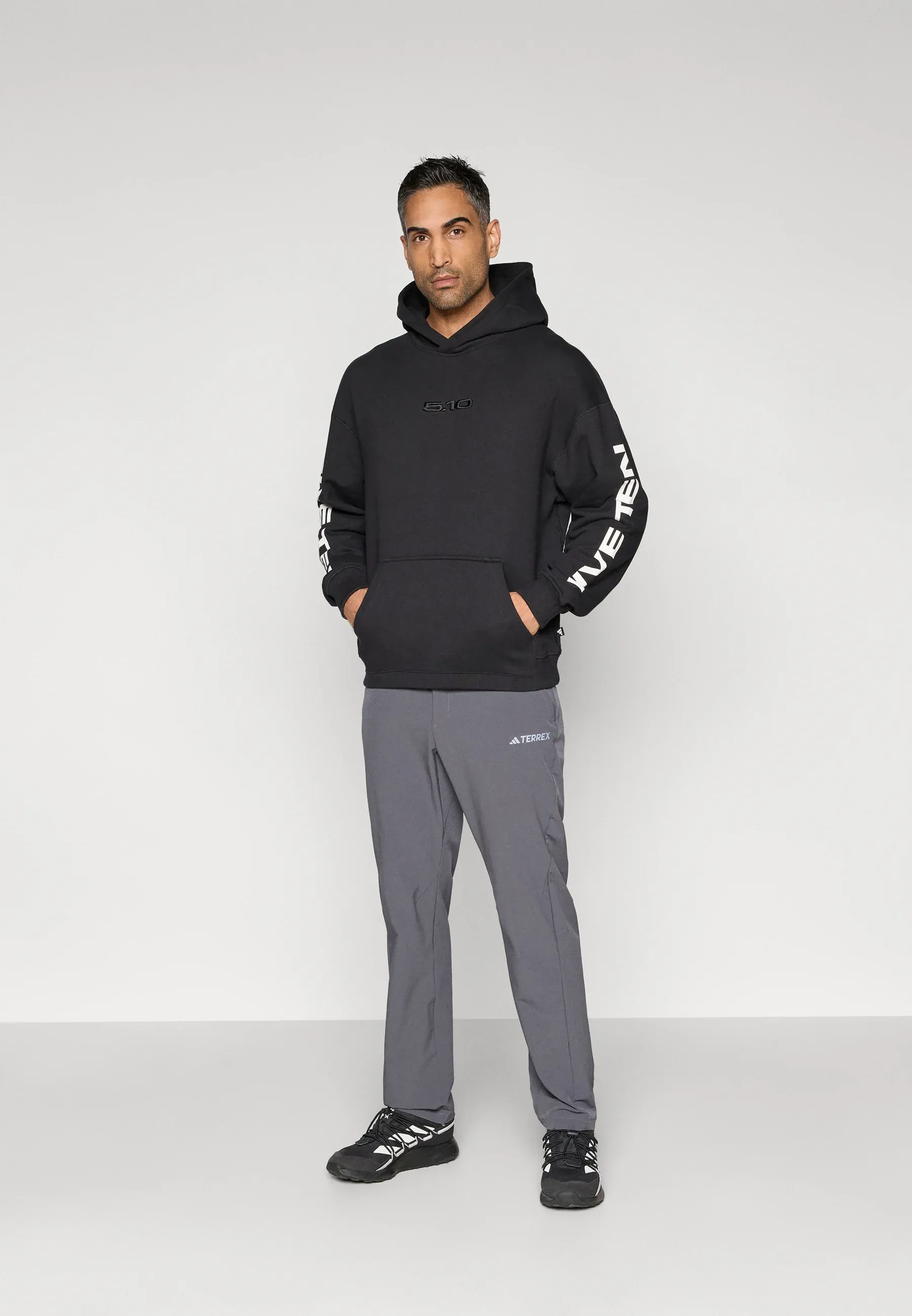 Adidas Five Ten Logo Hood Felpa À Capuche Noir