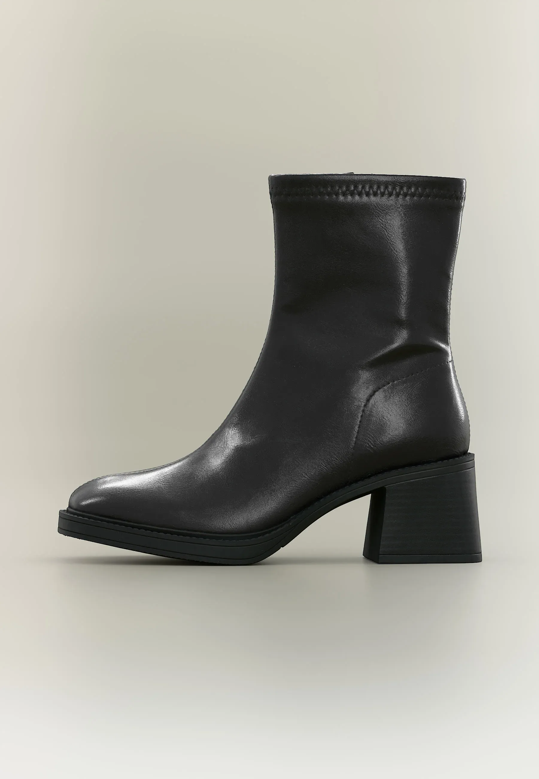 Evenandodd By Zalando Bottes Noires