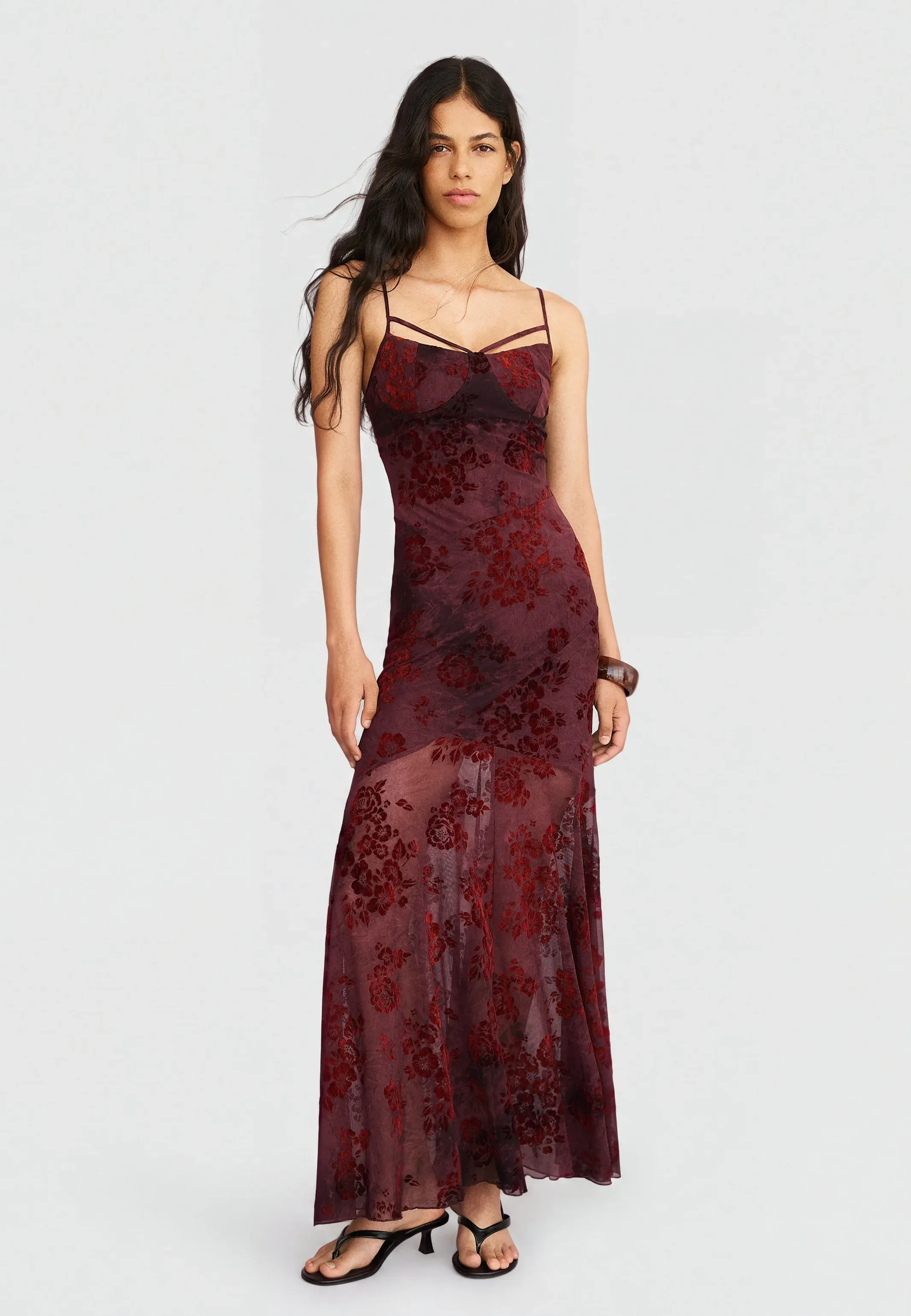 Robe à bretelles en tulle midi Bershka - Vêtements pour occasions spéciales - brun foncé
