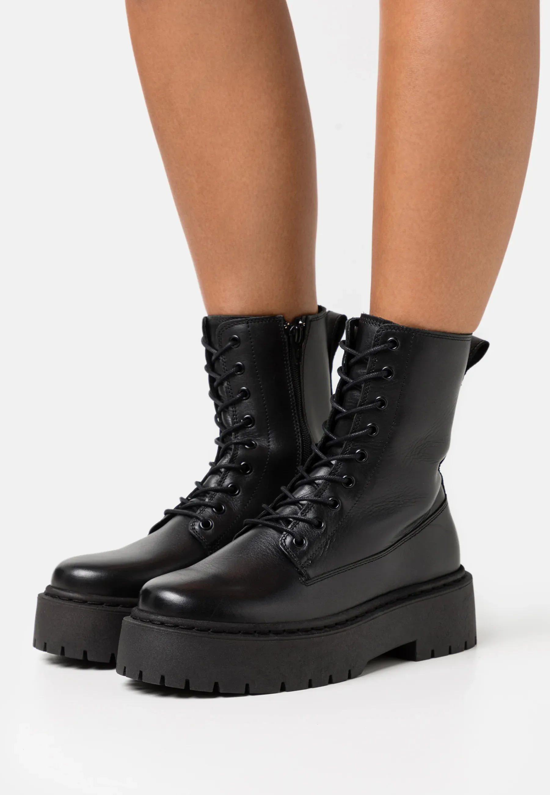 Zign Stivaletti Con Plateau Noir