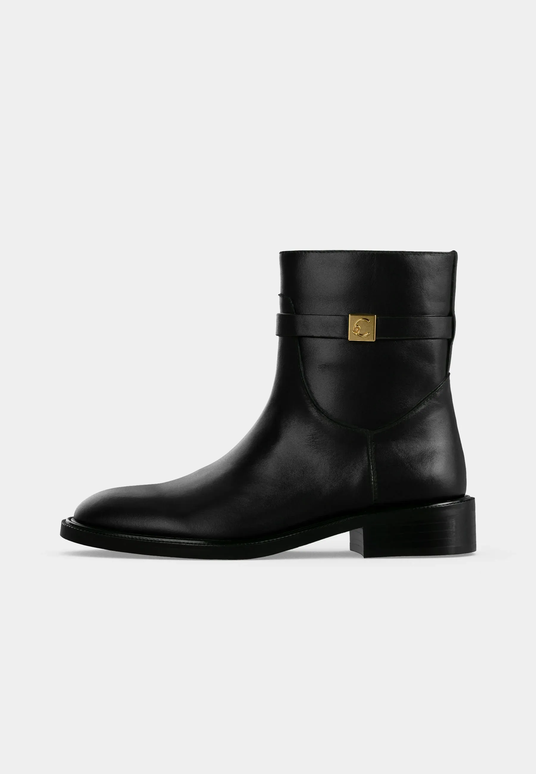 Coccinelle Bottes noires